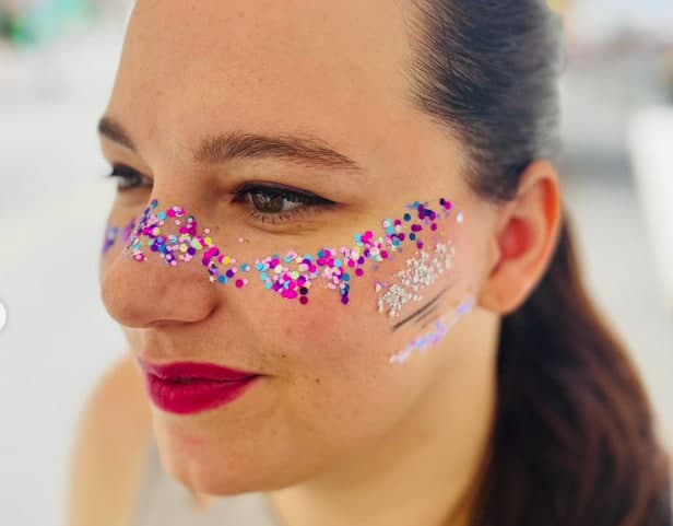 Roving Glitter Parlour